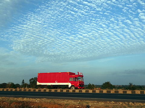 Express cargo moving